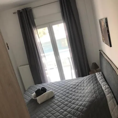Cozy With Two Bedrooms With A Sea View Apartament Peraía