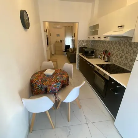 Cozy With Two Bedrooms With A Sea View *
